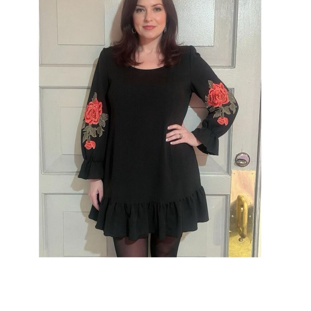 Boston Proper 3D Floral Embroidered Romantic Boho Style Long Sleeve Ruffle Hem D